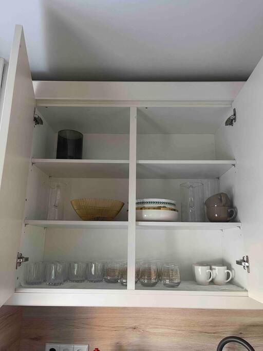 Moderne Wohnung In Der Naehe Vom Parndorf Outlet! Bruckneudorf ภายนอก รูปภาพ